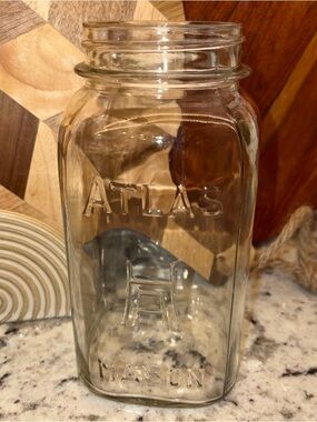 Atlas Mason Clear Glass Jar